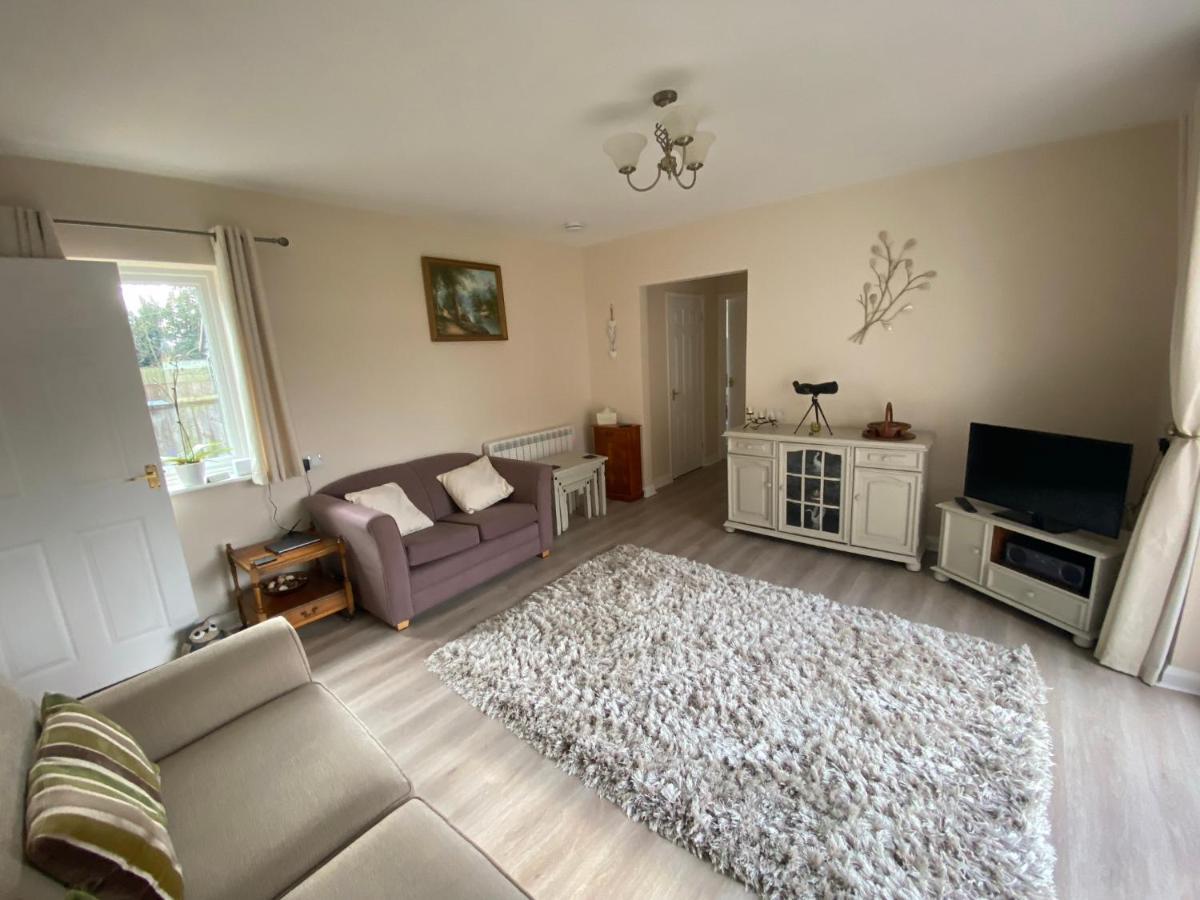 Entire Guest House, In Pewsey Vale, Wiltshire Manningford Abbots Εξωτερικό φωτογραφία